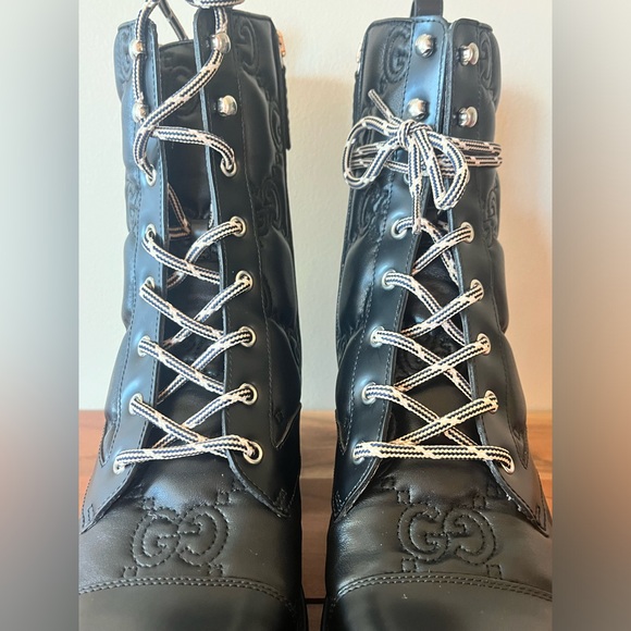 AUTHENTIC GUCCI BLACK QUILTED LACE UP LEATHER GG LOGO COMBAT BOOTS SZ 39/US 9 - Picture 10 of 15